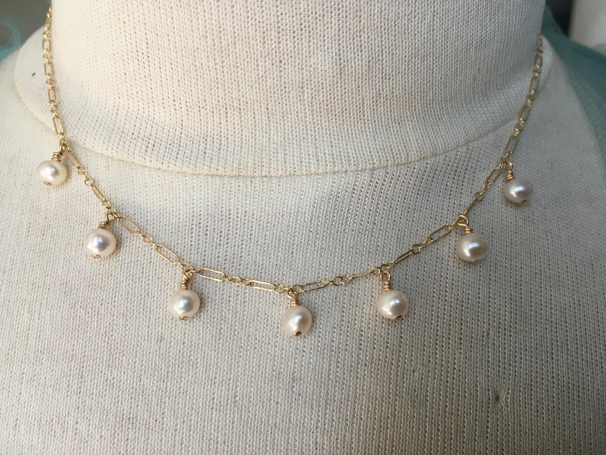 Leighton Gold Pearl Strand Necklace in White Pearl | Kendra Scott